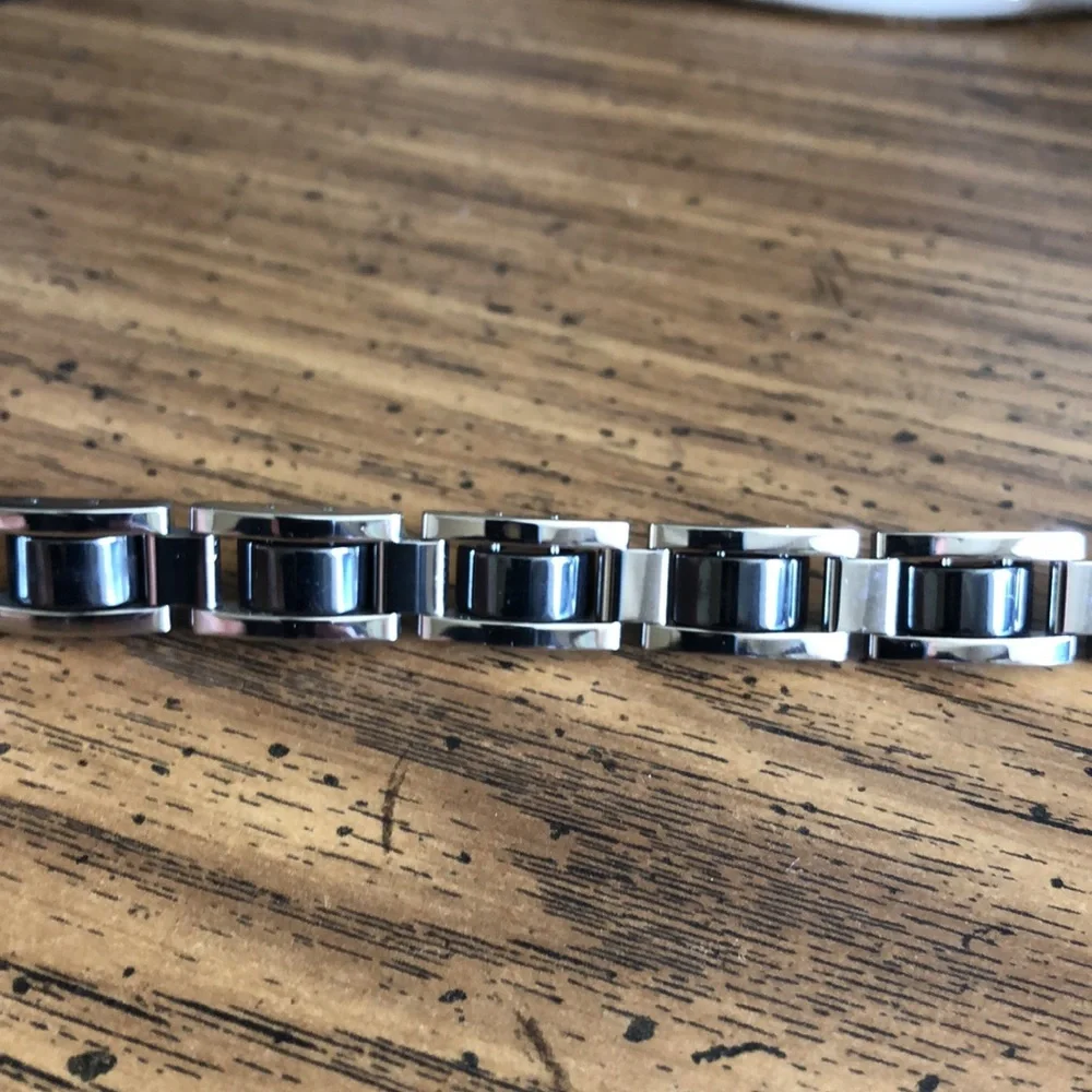 Stainless Steel and Black Bracelet - Picture 4 of 8